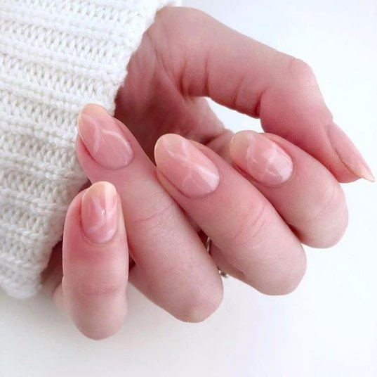 Дизайн ногтей осень-зима фото №12