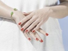Классический маникюр (98 фото): что это? Как сделать красивый красный лак для ногтей?