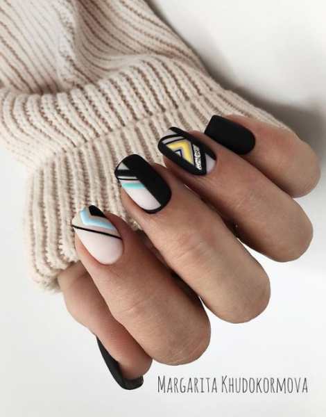 Короткие черные ногти: более 65 идей, которые выглядят стильно и стильно