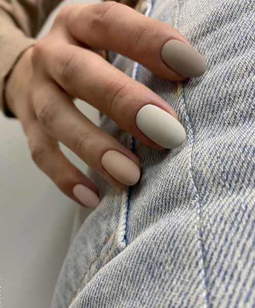 Ногтевой арт в 2022 году: самые модные цвета ногтей, фото
