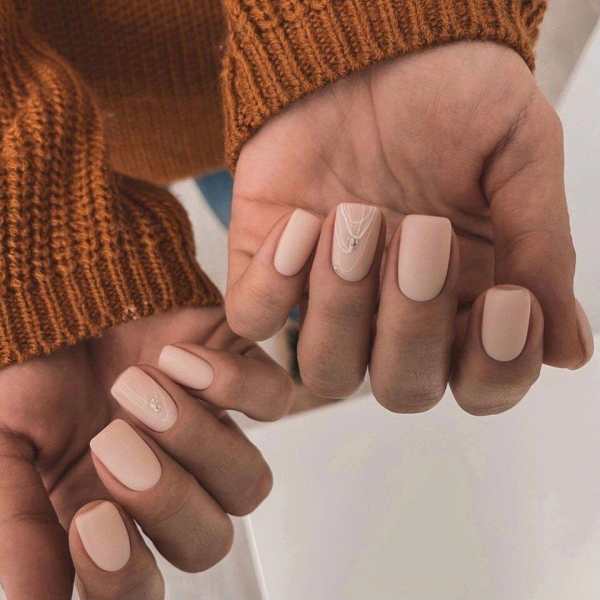 Стильные ногти 2022: самые стильные новинки, которые удивят всех
