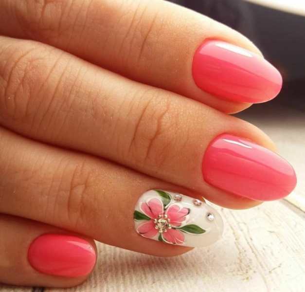 Розовые ногти с цветами (65 Pics)
