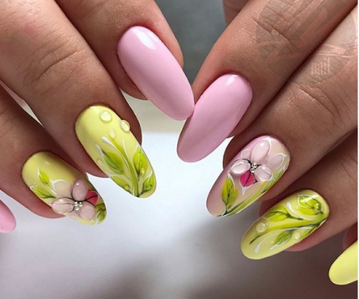 Весенние ногти с цветами (59 фото)
